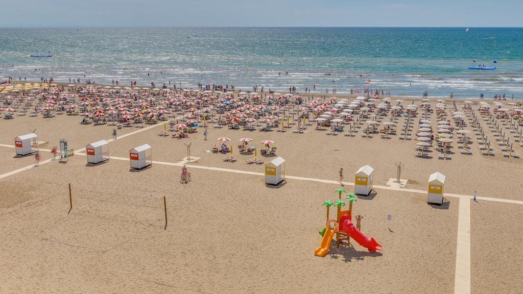 Hotel Edera Caorle Exterior foto